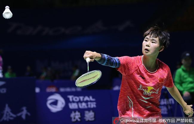 更是战术执 更是战术执