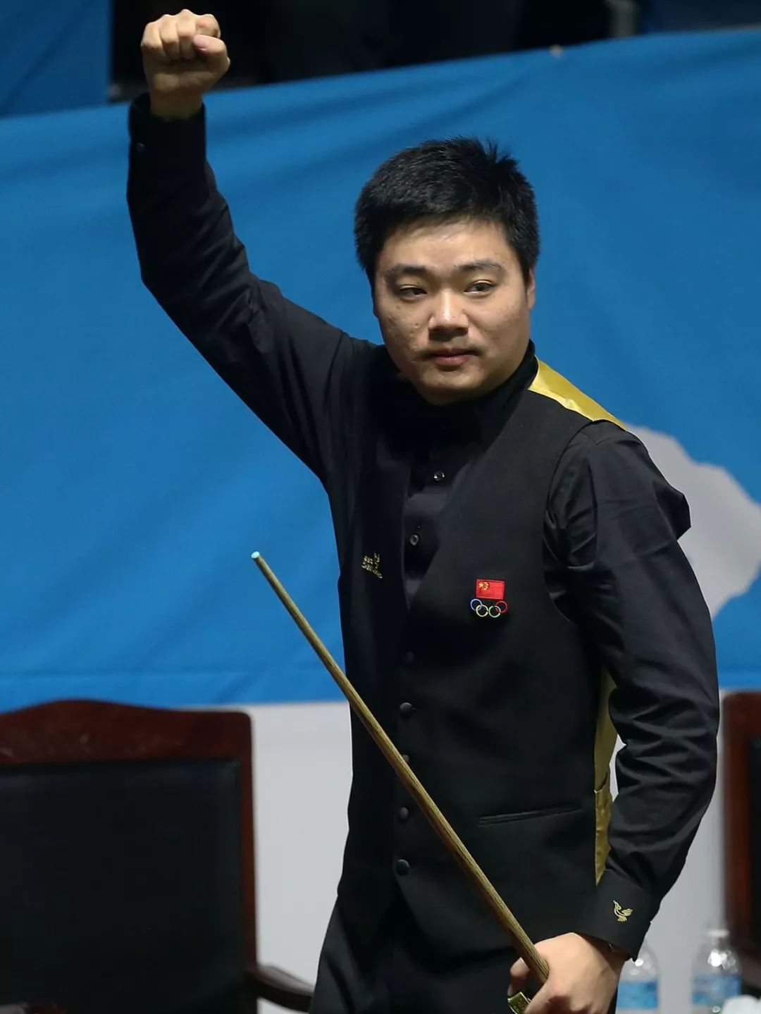 里依然是联 里依然是联