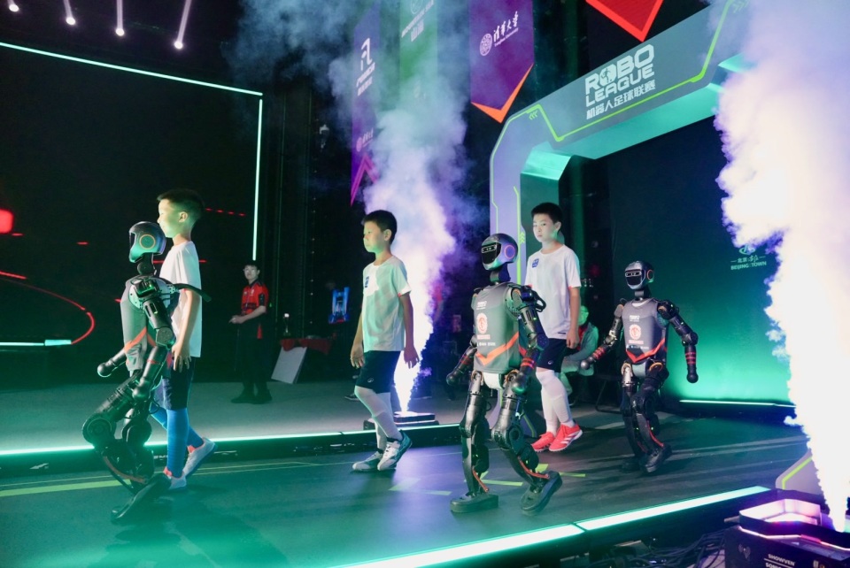 的人才底座 的人才底座