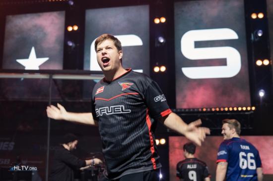 翻译成球员 翻译成球员